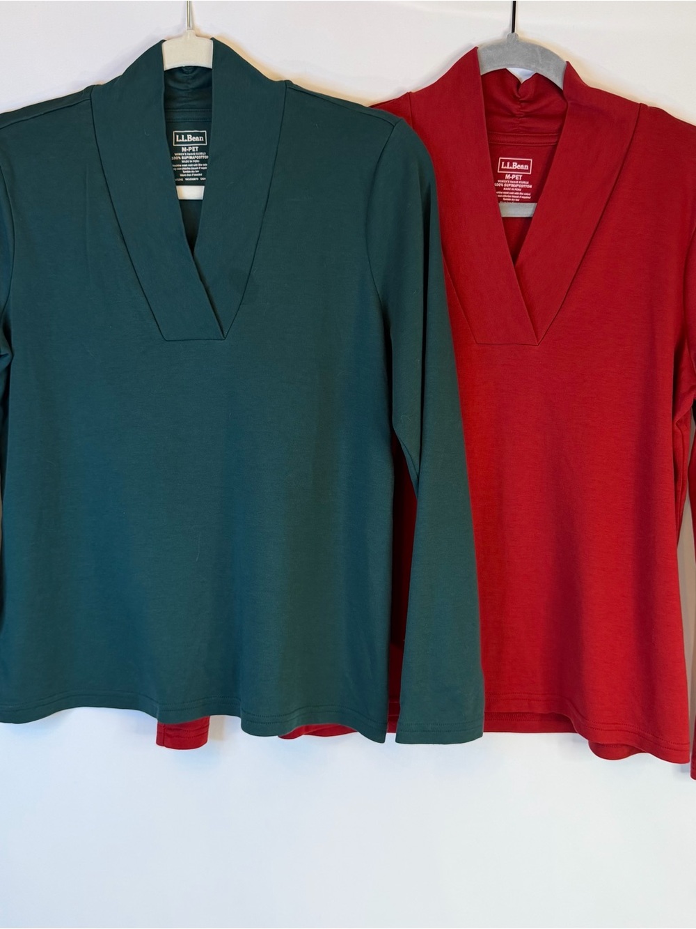 Lot of 2 L.L. Bean Womens Med Petite Long Sleeve Tees V-Neck Crossover Ltwt